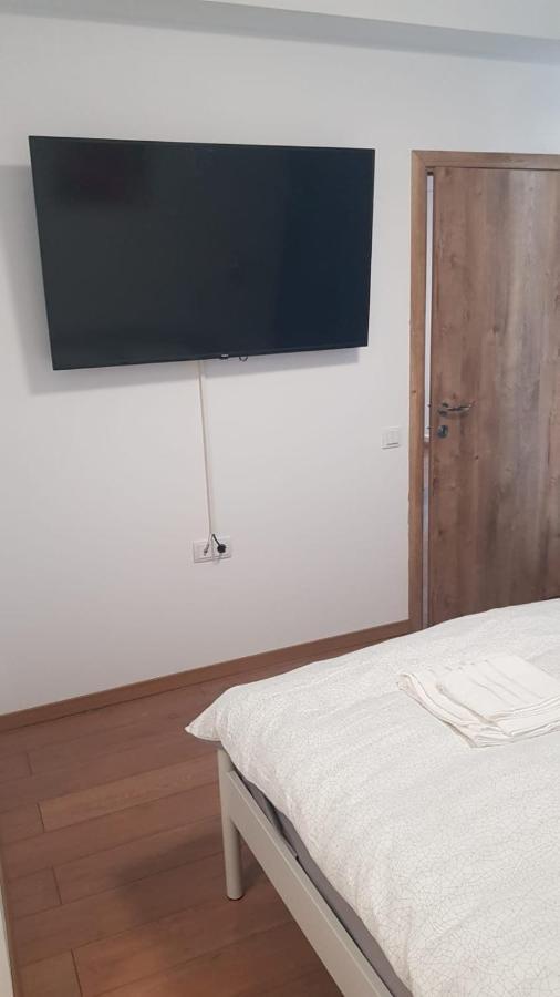 Apartament 1 Budiu Târgu-Mureş Exteriör bild